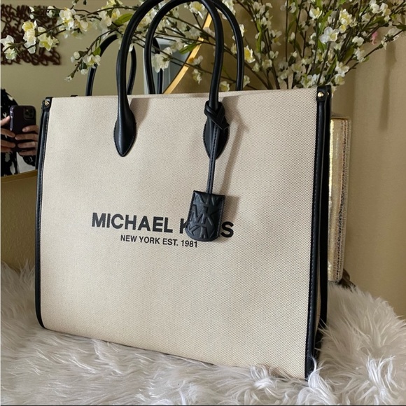 Last one✨Michael Kors mirella large tote bag - Picture 5 of 13